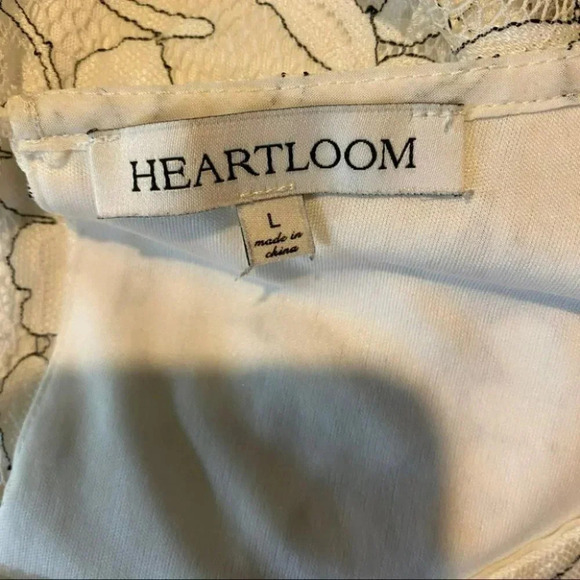 Heartloom‎ L white/black lace top with ruffle hem - Picture 4 of 6